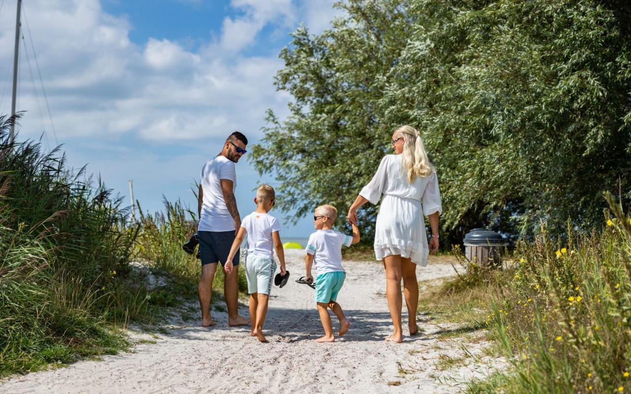 Marinapark Beach Resort Soal Воркум Экстерьер фото